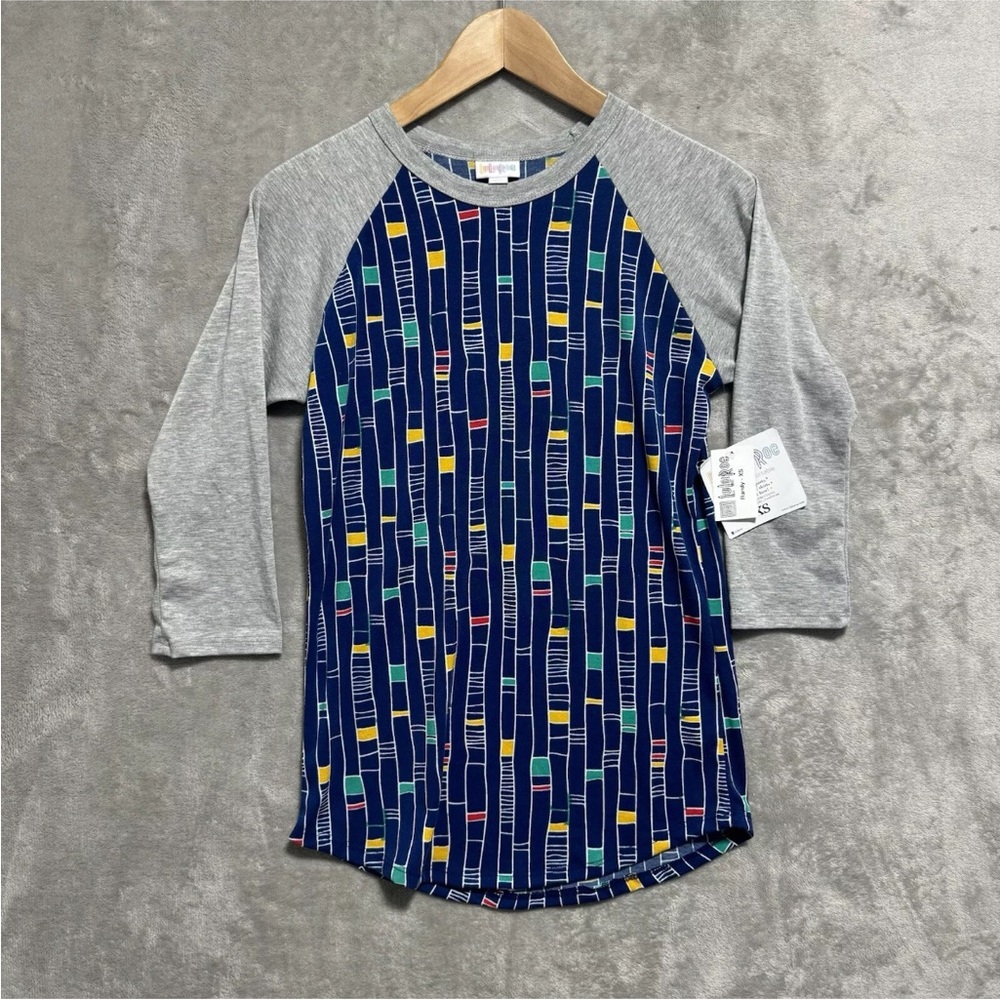 NWT Lularoe Womens Size XS Randy Tee Geometric Navy Grey Crewneck 3/4 Sleeve